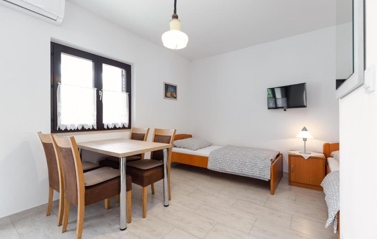 Ferienwohnung Mirko Poreč Exterior foto