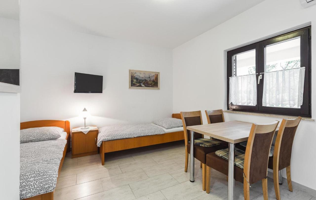 Ferienwohnung Mirko Poreč Exterior foto